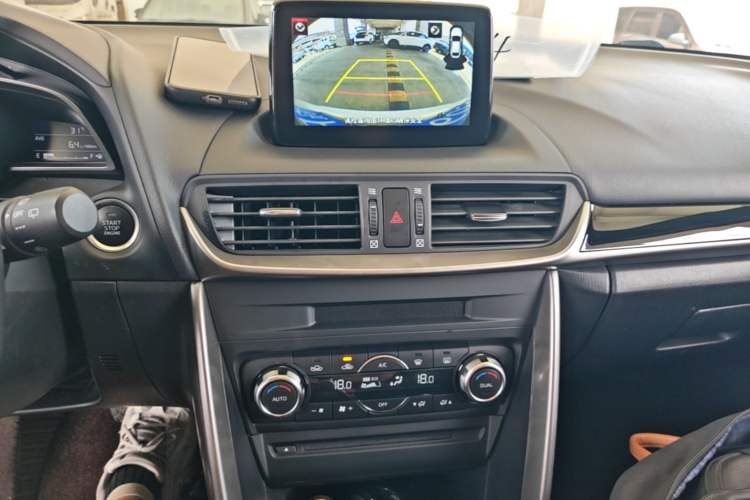 Used Mazda CX-4 2018 2.0L Automatic Two-Wheel Drive Blue Sky Exploration Version China V Standard Audio And AC Panel