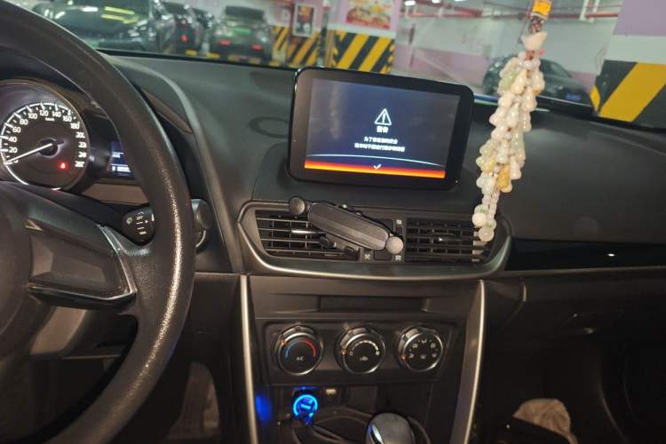 Used Mazda CX-4 2018 2.0L Automatic Two-Wheel Drive Blue Sky Dynamic Version China V Standard Audio And AC Panel