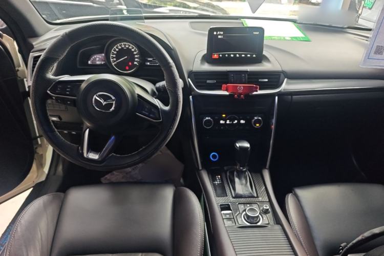 Used Mazda CX-4 2018 2.5L Automatic 4x4 Blue Sky Sport Edition China V Standard Center Console