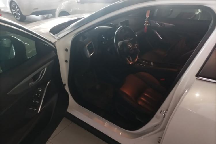 Used Mazda CX-4 2018 2.0L Automatic Two-Wheel Drive Blue Sky Leading Edition China V Standard Driver Seat