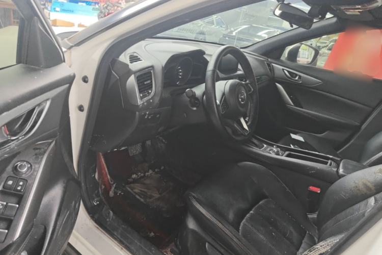 Used Mazda CX-4 2018 2.0L Automatic Two-Wheel Drive Blue Sky Dynamic Version China VI Standard Driver Seat