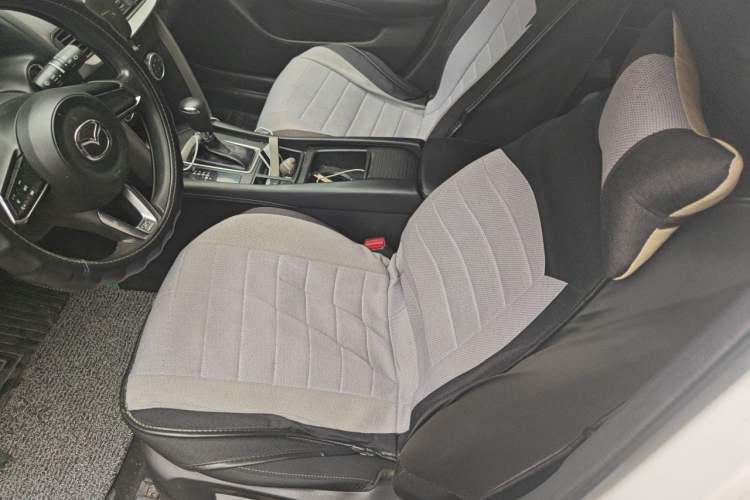 Used Mazda CX-4 2018 2.0L Automatic Two-Wheel Drive Blue Sky Dynamic Version China V Standard Driver Seat