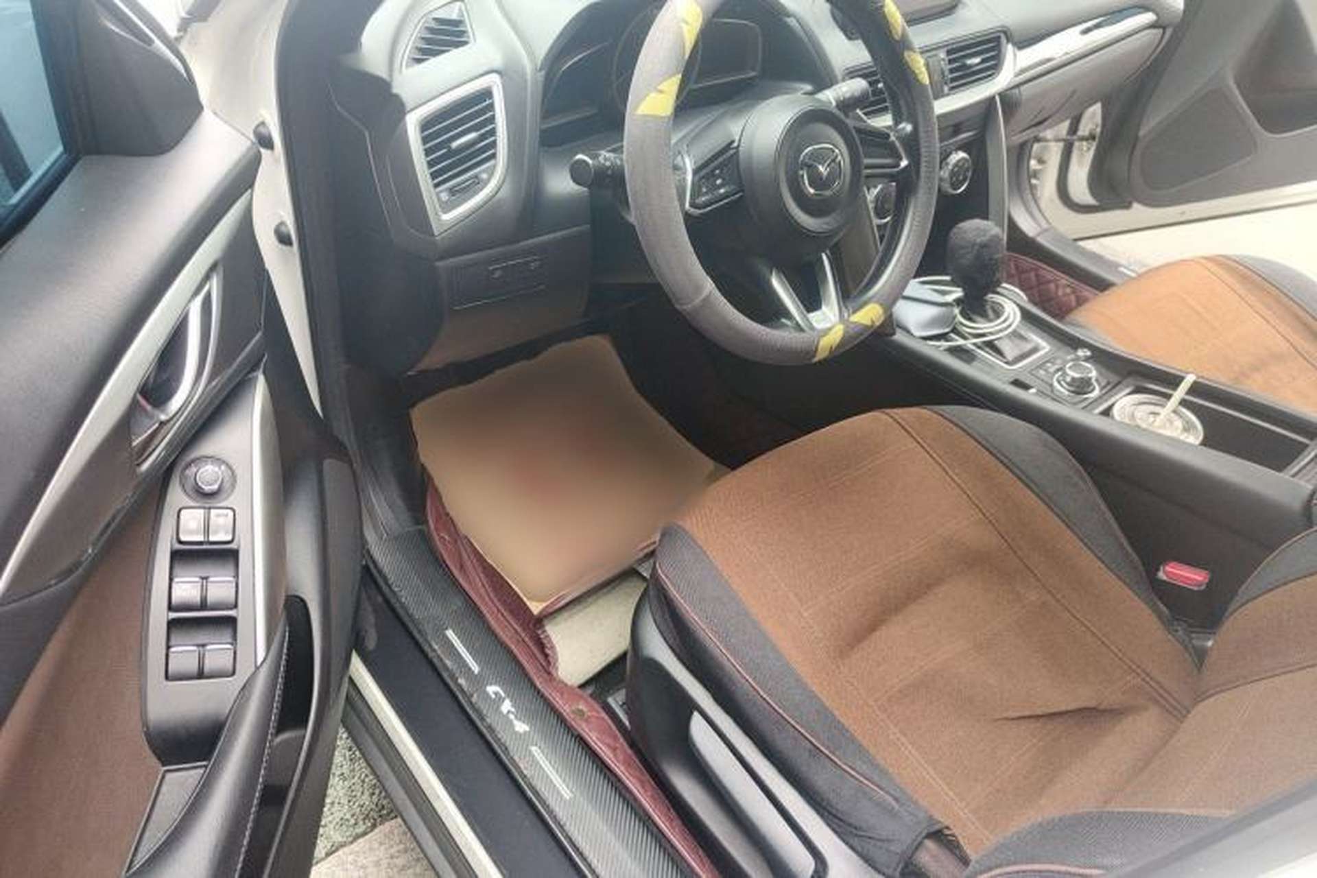 Used Mazda CX-4 2018 2.0L Automatic Two-Wheel Drive Blue Sky Premium Upgrade Version China V Standard Driver Seat