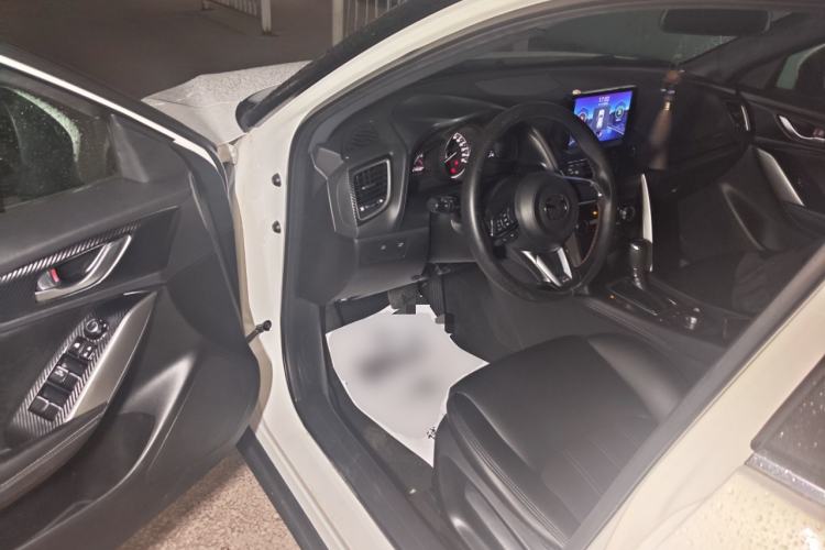 Used Mazda CX-4 2018 2.0L Automatic Two-Wheel Drive Blue Sky Exploration Version China V Standard Driver Seat