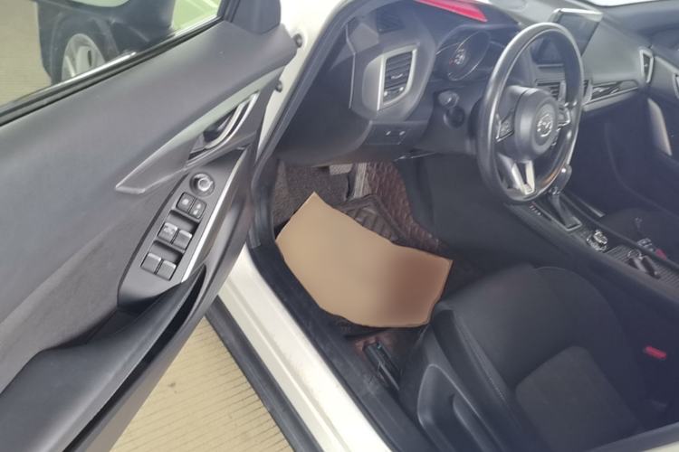 Used Mazda CX-4 2018 2.0L Automatic Two-Wheel Drive Blue Sky Dynamic Version China V Standard Driver Seat