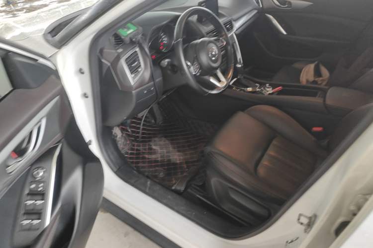 Used Mazda CX-4 2018 2.0L Automatic Two-Wheel Drive Blue Sky Premium Upgrade Version China VI Standard Driver Seat