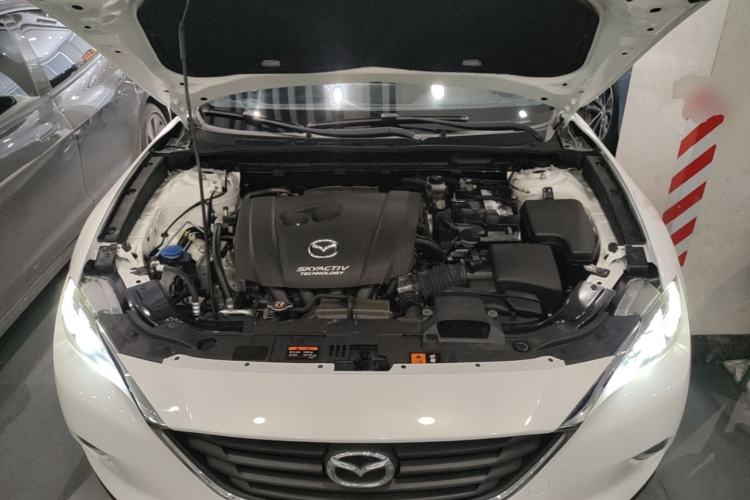 Used Mazda CX-4 2018 2.0L Automatic Two-Wheel Drive Blue Sky Exploration Version China V Standard Engine Bay