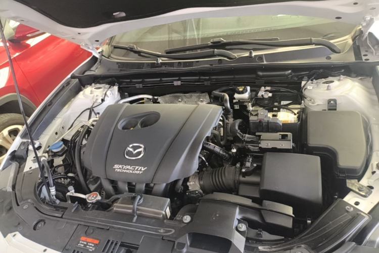 Used Mazda CX-4 2018 2.0L Automatic Two-Wheel Drive Smart Tech Edition China VI Engine Bay