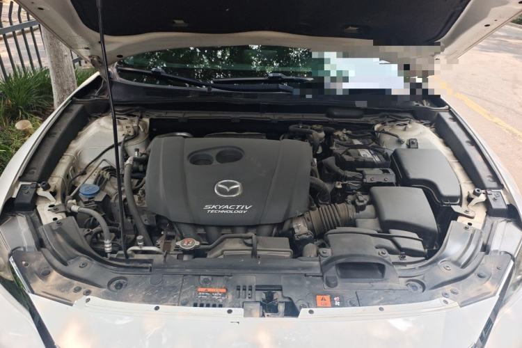 Used Mazda CX-4 2018 2.0L Automatic 2WD Blue Sky Exploration Edition China VI Standard Engine Bay