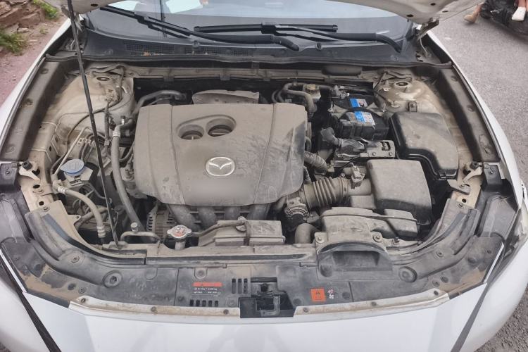 Used Mazda CX-4 2018 2.0L Automatic Two-Wheel Drive Blue Sky Exploration Version China V Standard Engine Bay