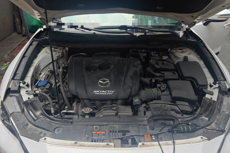 Used Mazda CX-4 2018 2.0L Automatic Two-Wheel Drive Blue Sky Dynamic Version China VI Standard Engine Bay