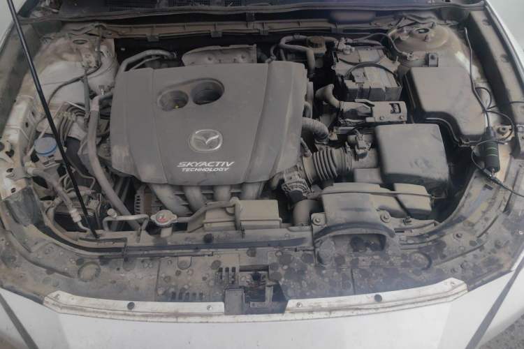 Used Mazda CX-4 2018 2.0L Automatic Two-Wheel Drive Blue Sky Dynamic Version China V Standard Engine Bay