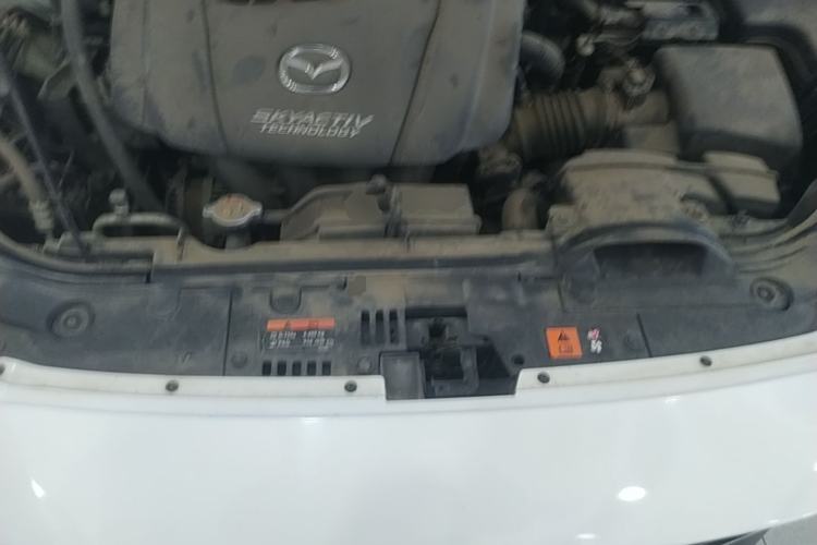 Used Mazda CX-4 2018 2.0L Automatic Two-Wheel Drive Blue Sky Dynamic Version China VI Standard Engine Bay