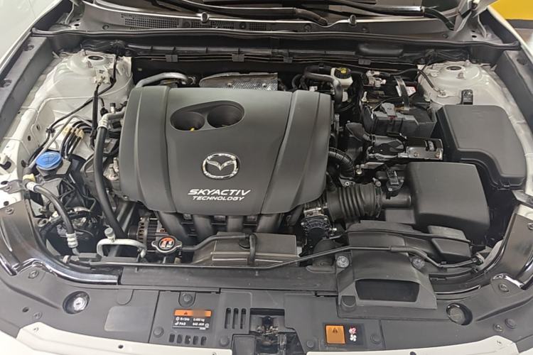 Used Mazda CX-4 2018 2.0L Automatic Two-Wheel Drive Blue Sky Exploration Version China V Standard Engine Bay