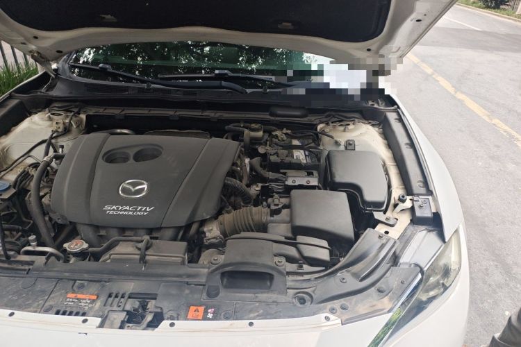 Used Mazda CX-4 2018 2.0L Automatic 2WD Blue Sky Exploration Edition China VI Standard Engine Bay Left
