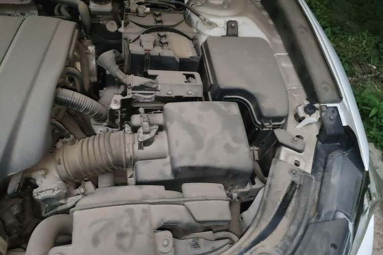 Used Mazda CX-4 2018 2.0L Automatic Two-Wheel Drive Blue Sky Dynamic Version China VI Standard Engine Bay Left