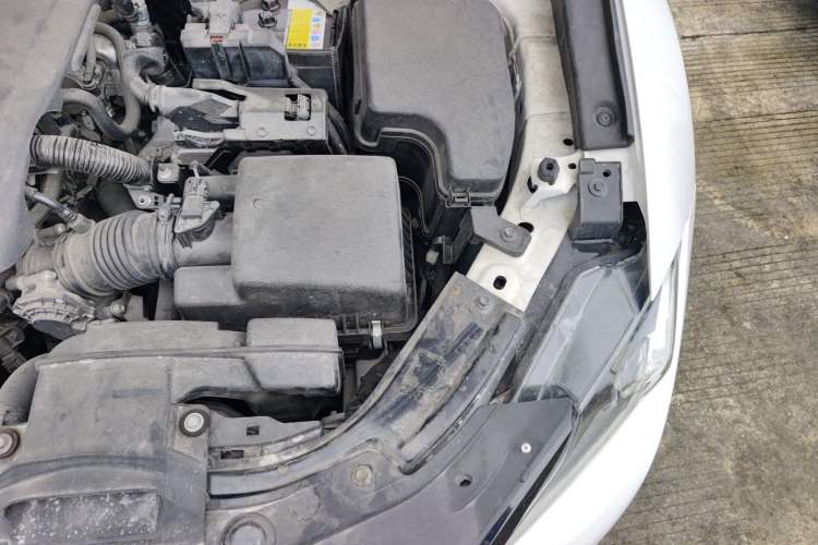Used Mazda CX-4 2018 2.0L Automatic Two-Wheel Drive Blue Sky Dynamic Version China V Standard Engine Bay Left