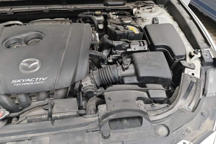 Used Mazda CX-4 2018 2.5L Automatic 4x4 Blue Sky Sport Edition China V Standard Engine Bay Left