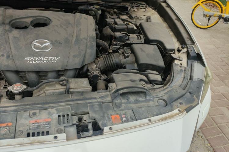 Used Mazda CX-4 2018 2.5L Automatic 4x4 Bluelight Fearless Edition China V Standard Engine Bay Left