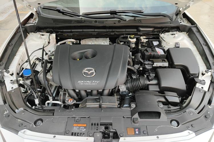 Used Mazda CX-4 2018 2.0L Automatic Two-Wheel Drive Blue Sky Dynamic Version China V Standard Engine Bay