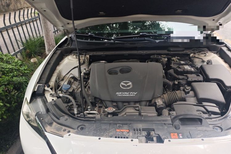 Used Mazda CX-4 2018 2.0L Automatic 2WD Blue Sky Exploration Edition China VI Standard Engine Bay Right