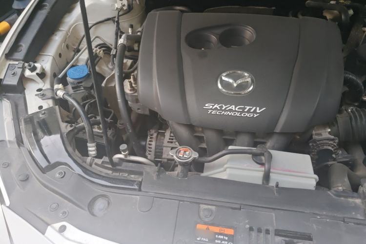 Used Mazda CX-4 2018 2.0L Automatic 2WD Blue Sky Exploration Edition China VI Standard Engine Bay Right