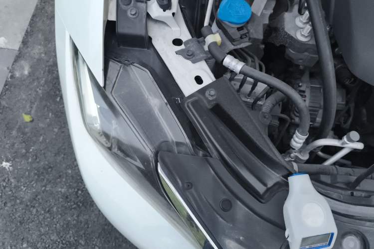 Used Mazda CX-4 2018 2.0L Automatic Two-Wheel Drive Blue Sky Dynamic Version China V Standard Engine Bay Right