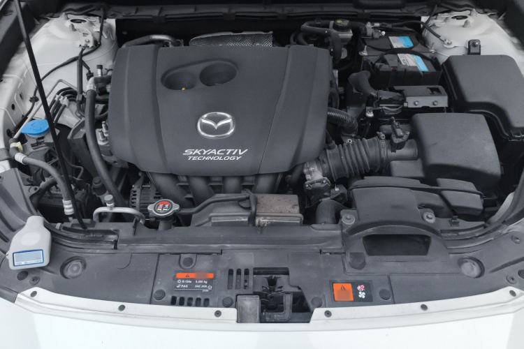 Used Mazda CX-4 2018 2.0L Automatic Two-Wheel Drive Blue Sky Dynamic Version China V Standard Engine Bay