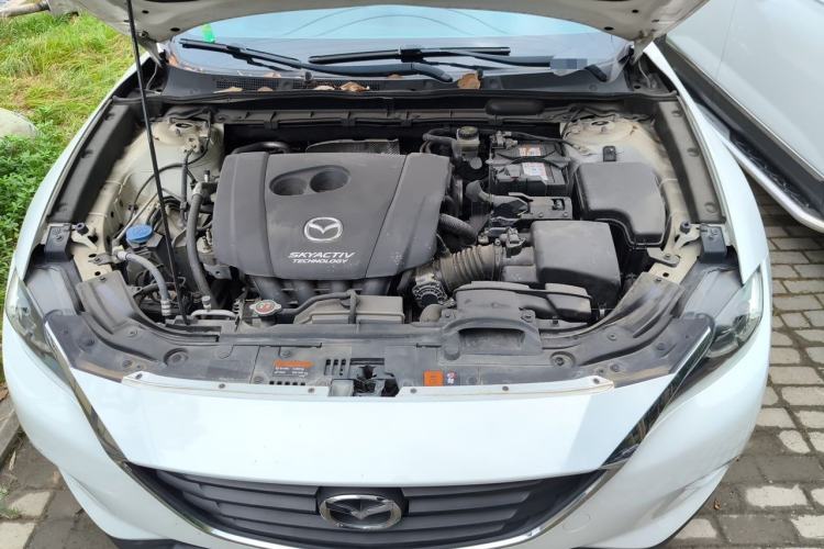 Used Mazda CX-4 2018 2.0L Automatic Two-Wheel Drive Blue Sky Dynamic Version China V Standard Engine Bay