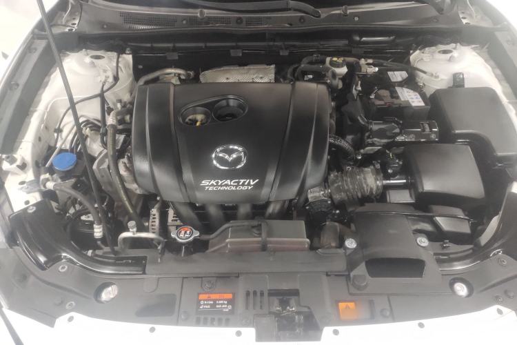 Used Mazda CX-4 2018 2.0L Automatic Two-Wheel Drive Blue Sky Dynamic Version China V Standard Engine Bay