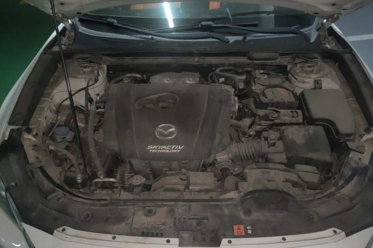Used Mazda CX-4 2018 2.0L Automatic Two-Wheel Drive Blue Sky Exploration Version China V Standard Engine Bay