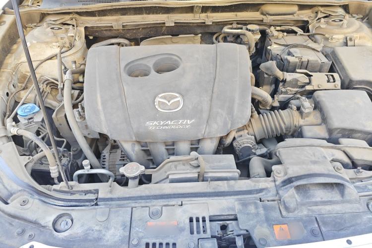 Used Mazda CX-4 2018 2.0L Automatic Two-Wheel Drive Blue Sky Dynamic Version China V Standard Engine Bay