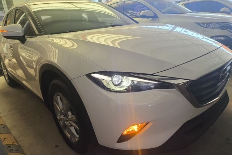 Used Mazda CX-4 2018 2.0L Automatic Two-Wheel Drive Smart Tech Edition China VI Exterior 1