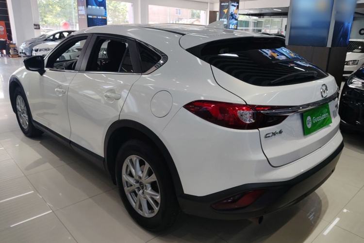 Used Mazda CX-4 2018 2.0L Automatic Two-Wheel Drive Blue Sky Exploration Version China V Standard Exterior 2