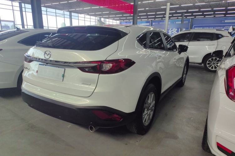 Used Mazda CX-4 2018 2.0L Automatic Two-Wheel Drive Blue Sky Dynamic Version China V Standard Exterior 3