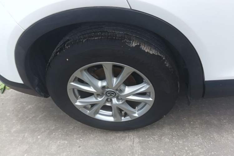 Used Mazda CX-4 2018 2.0L Automatic Two-Wheel Drive Blue Sky Dynamic Version China VI Standard Exterior 3