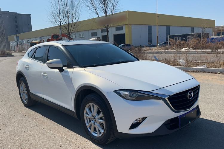 Used Mazda CX-4 2018 2.0L Automatic Two-Wheel Drive Blue Sky Dynamic Version China V Standard Exterior 3