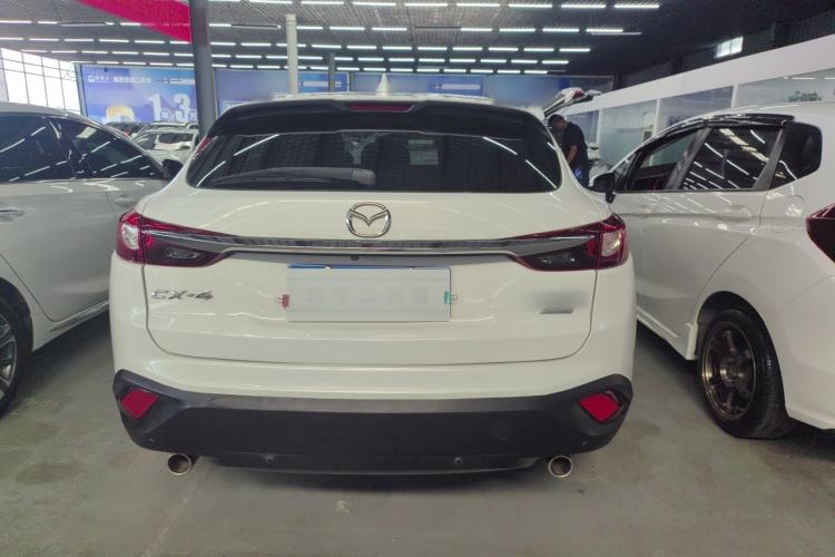Used Mazda CX-4 2018 2.0L Automatic Two-Wheel Drive Blue Sky Dynamic Version China V Standard Exterior 4