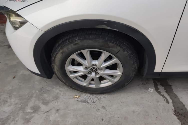 Used Mazda CX-4 2018 2.0L Automatic Two-Wheel Drive Blue Sky Dynamic Version China VI Standard Exterior 4