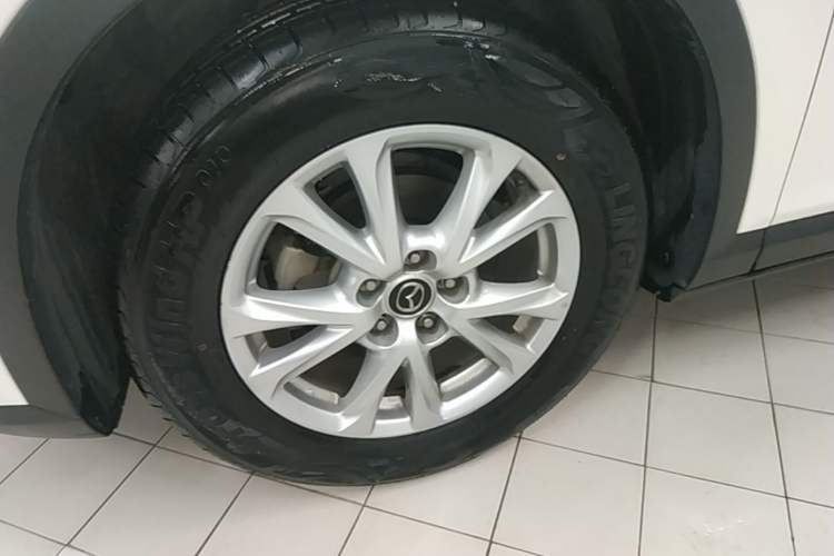 Used Mazda CX-4 2018 2.0L Manual Two-Wheel Drive Blue Sky Dynamic Edition China V Standard Exterior 4