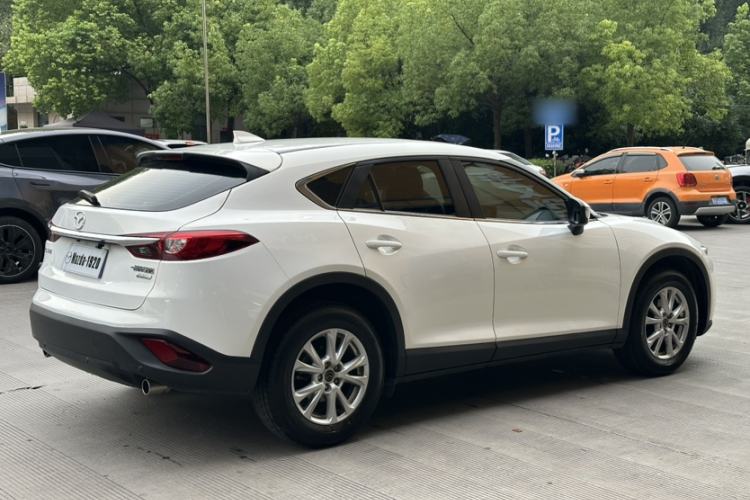 Used Mazda CX-4 2018 2.0L Automatic 2WD Blue Sky Exploration Edition China VI Standard Exterior 5