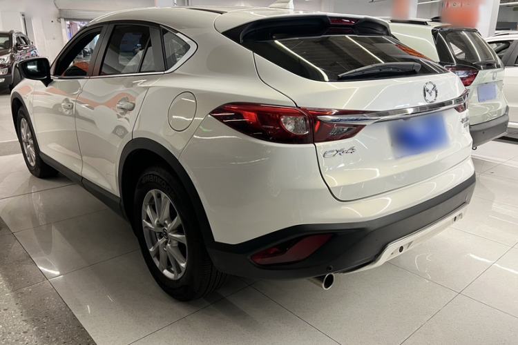 Used Mazda CX-4 2018 2.0L Automatic Two-Wheel Drive Blue Sky Dynamic Version China V Standard Exterior 5