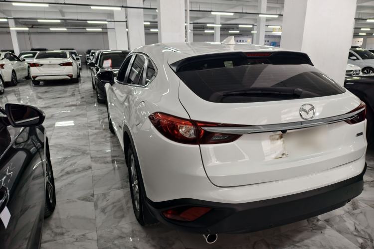 Used Mazda CX-4 2018 2.0L Automatic Two-Wheel Drive Blue Sky Dynamic Version China VI Standard Exterior 5