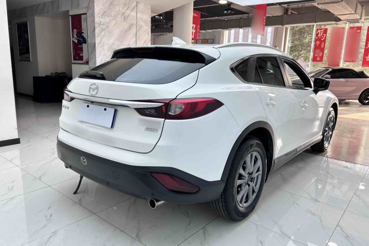 Used Mazda CX-4 2018 2.0L Automatic Two-Wheel Drive Blue Sky Premium Upgrade Version China VI Standard Exterior 6