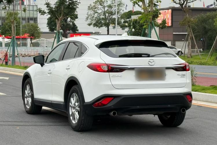 Used Mazda CX-4 2018 2.0L Automatic Two-Wheel Drive Blue Sky Dynamic Version China VI Standard Exterior 7