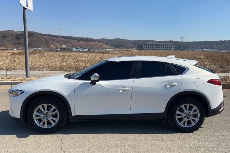 Used Mazda CX-4 2018 2.0L Automatic Two-Wheel Drive Blue Sky Dynamic Version China V Standard Exterior 7