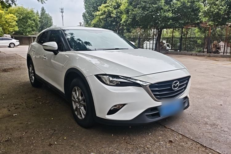 Used Mazda CX-4 2018 2.0L Automatic Two-Wheel Drive Blue Sky Dynamic Version China VI Standard Front Right 45 Deg
