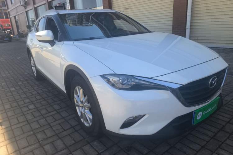 Used Mazda CX-4 2018 2.0L Automatic Two-Wheel Drive Blue Sky Dynamic Version China V Standard Front Right 45 Deg