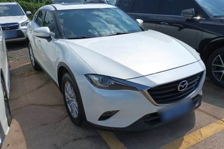 Used Mazda CX-4 2018 2.0L Automatic Two-Wheel Drive Blue Sky Dynamic Version China VI Standard Front Right 45 Deg