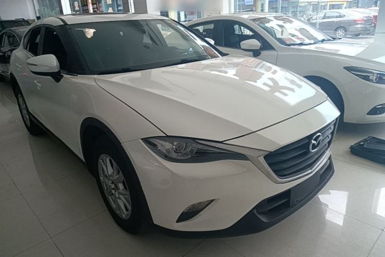 Used Mazda CX-4 2018 2.0L Automatic Two-Wheel Drive Blue Sky Dynamic Version China VI Standard Front Right 45 Deg